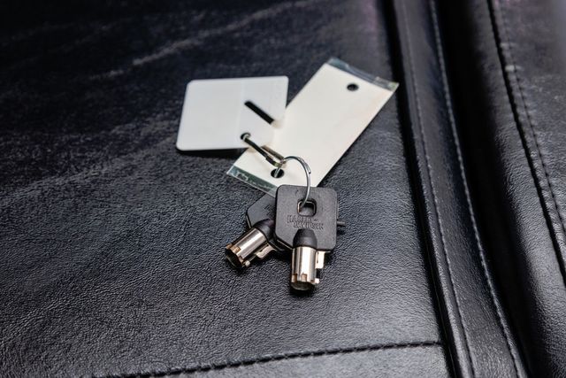 2017 Harley-Davidson FLHTCU Ultra Classic NICE UPGRADES!!! - 22988465 - 34