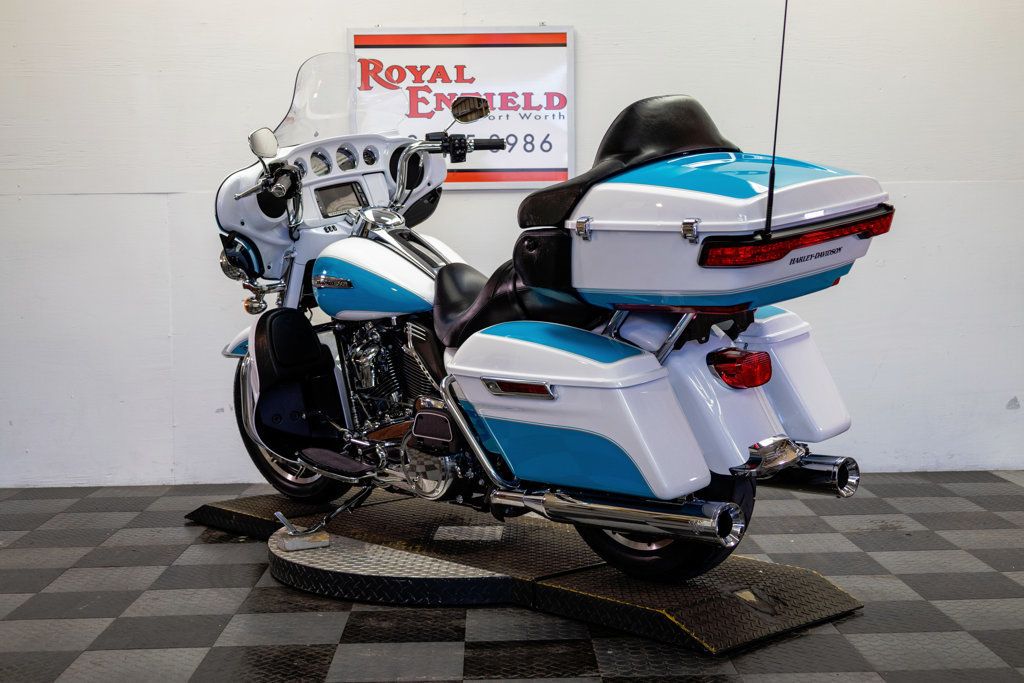 2017 Harley-Davidson FLHTCU Ultra Classic NICE UPGRADES!!! - 22988465 - 3