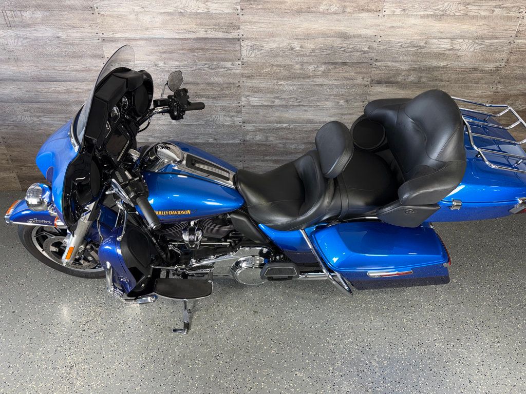 2017 Harley-Davidson FLHTK Ultra Limited SUPER CLEAN! - 23056311 - 15