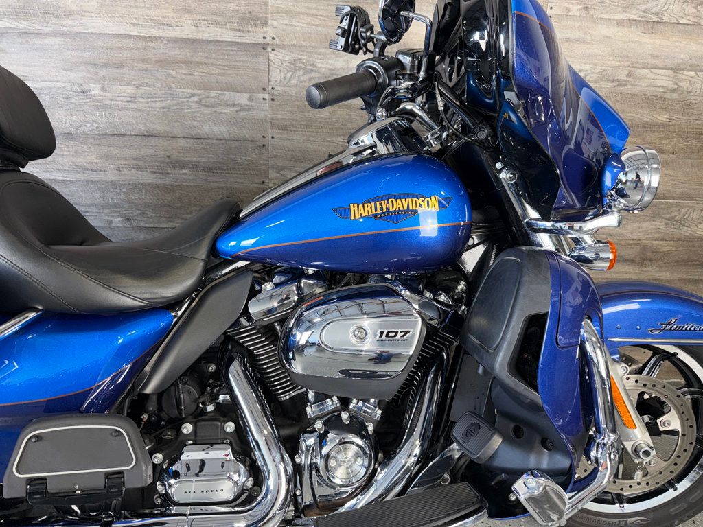 2017 Harley-Davidson FLHTK Ultra Limited SUPER CLEAN! - 23056311 - 5