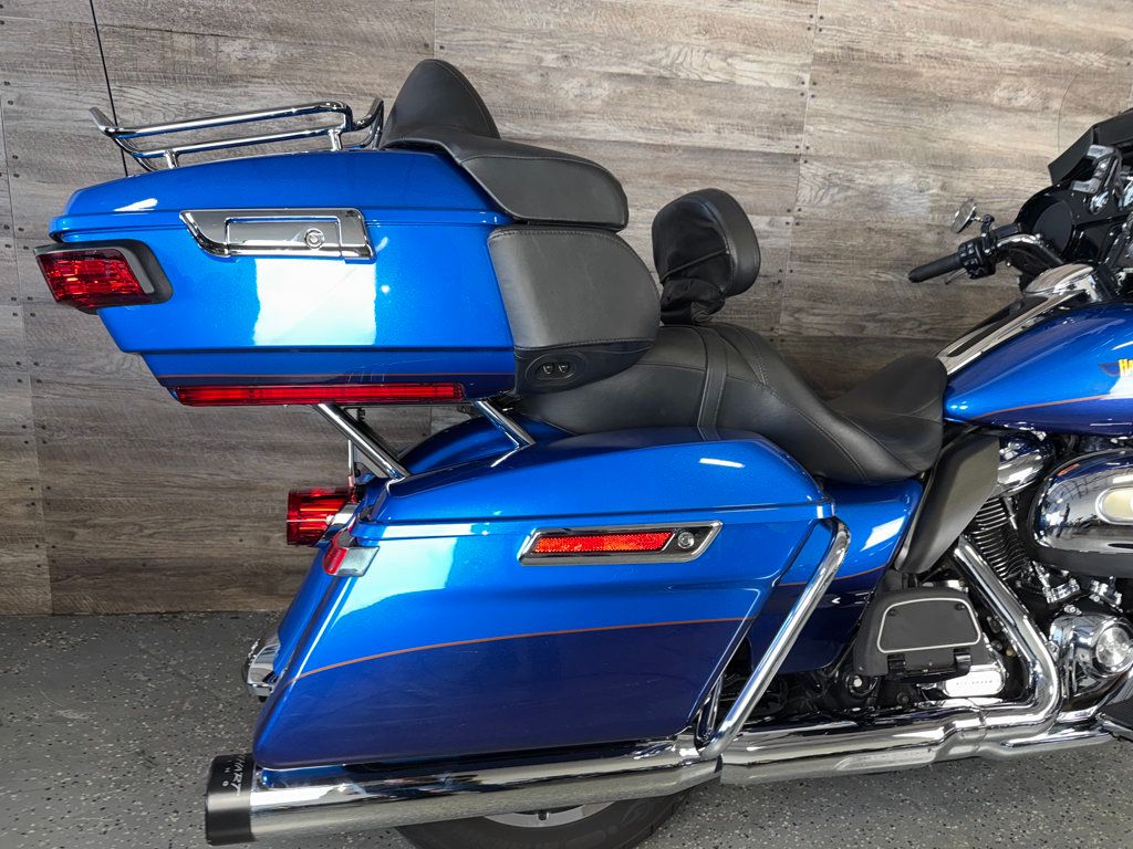 2017 Harley-Davidson FLHTK Ultra Limited SUPER CLEAN! - 23056311 - 7