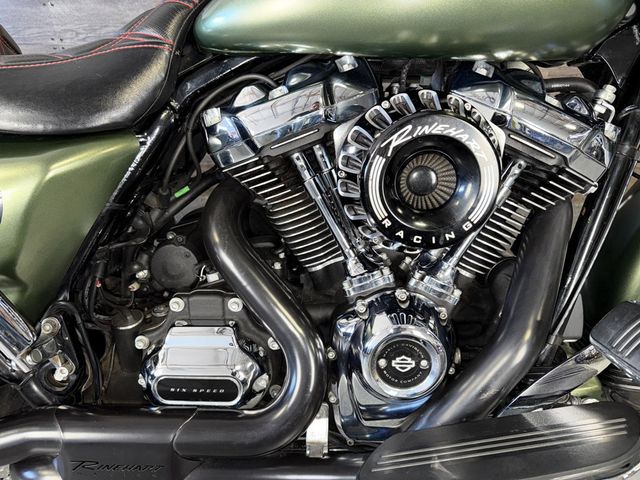 2017 Harley-Davidson FLHX Street Glide Custom! - 22943900 - 5