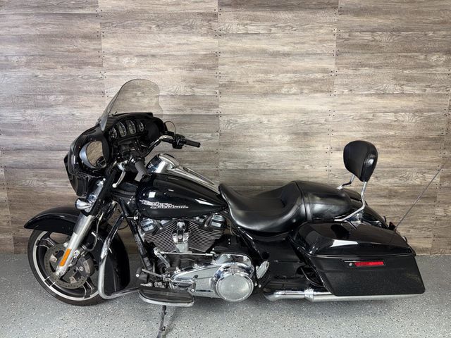 2017 Harley-Davidson FLHXS Street Glide Special One Owner! - 23021783 - 10