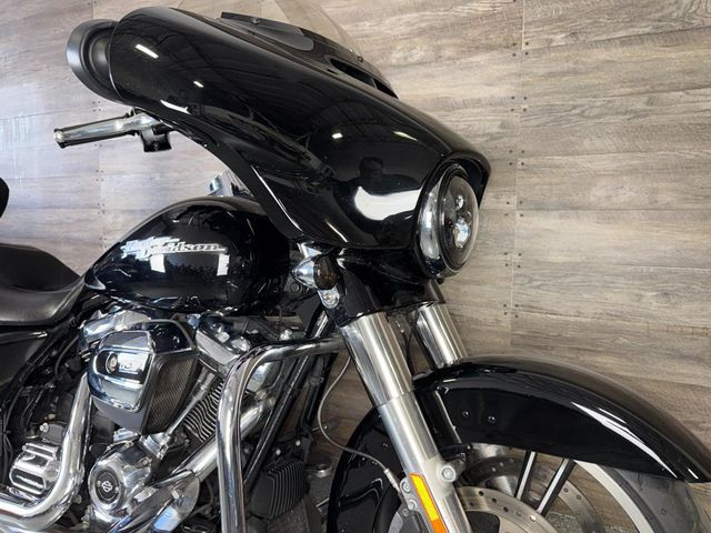 2017 Harley-Davidson FLHXS Street Glide Special One Owner! - 23021783 - 5