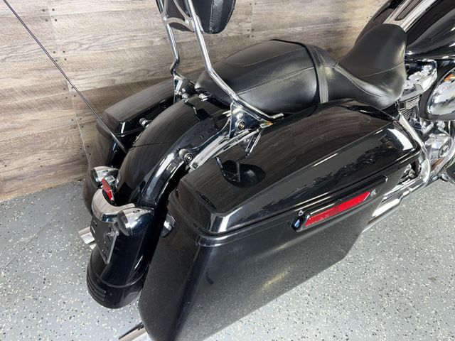 2017 Harley-Davidson FLHXS Street Glide Special One Owner! - 23021783 - 7