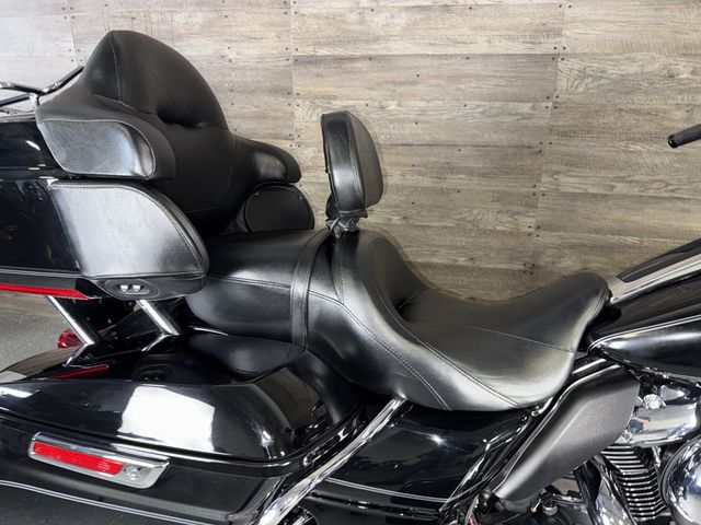 2017 Harley-Davidson FLTRU Road Glide Ultra SUPER CLEAN! - 23084047 - 5