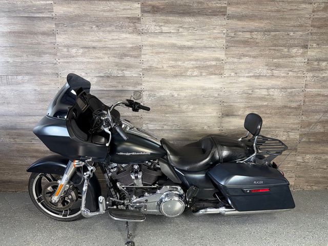 2017 Harley-Davidson FLTRXS Road Glide Special SUPER CLEAN! - 23052369 - 11