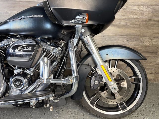 2017 Harley-Davidson FLTRXS Road Glide Special SUPER CLEAN! - 23052369 - 4