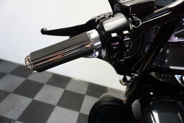 2017 Harley-Davidson Street Glide CVO FLHXSE 1-OWNER VERY NICE!!! - 22887781 - 10