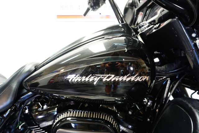 2017 Harley-Davidson Street Glide CVO FLHXSE 1-OWNER VERY NICE!!! - 22887781 - 16