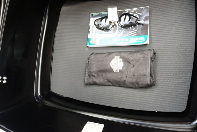 2017 Harley-Davidson Street Glide CVO FLHXSE 1-OWNER VERY NICE!!! - 22887781 - 29