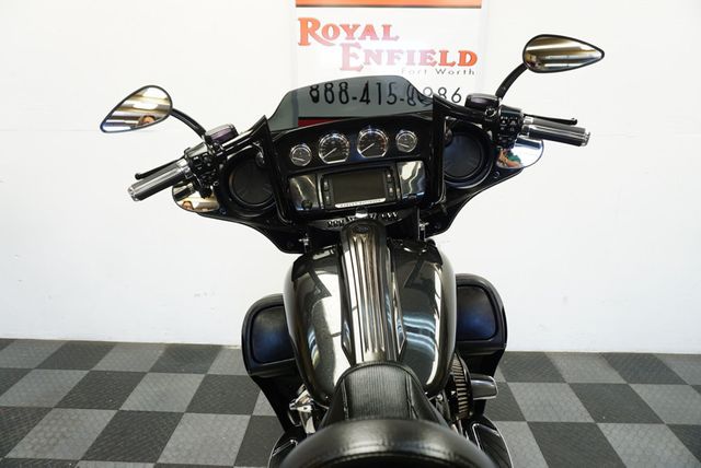 2017 Harley-Davidson Street Glide CVO FLHXSE 1-OWNER VERY NICE!!! - 22887781 - 8