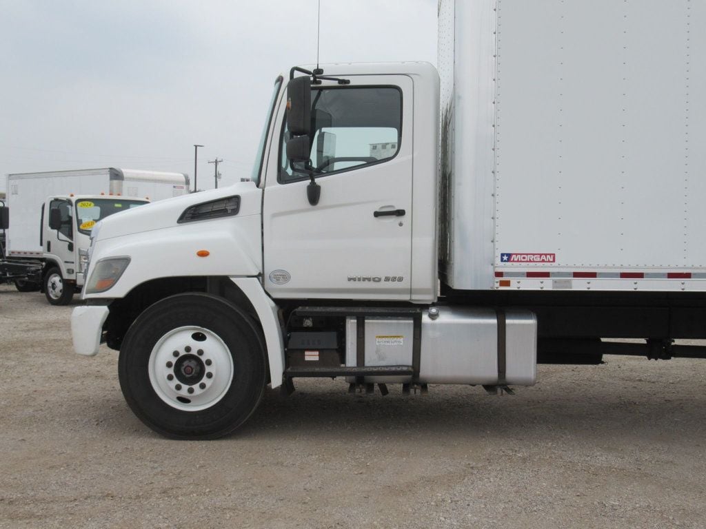 2017 HINO 268 (26ft Box with Lift Gate) - 22371600 - 5