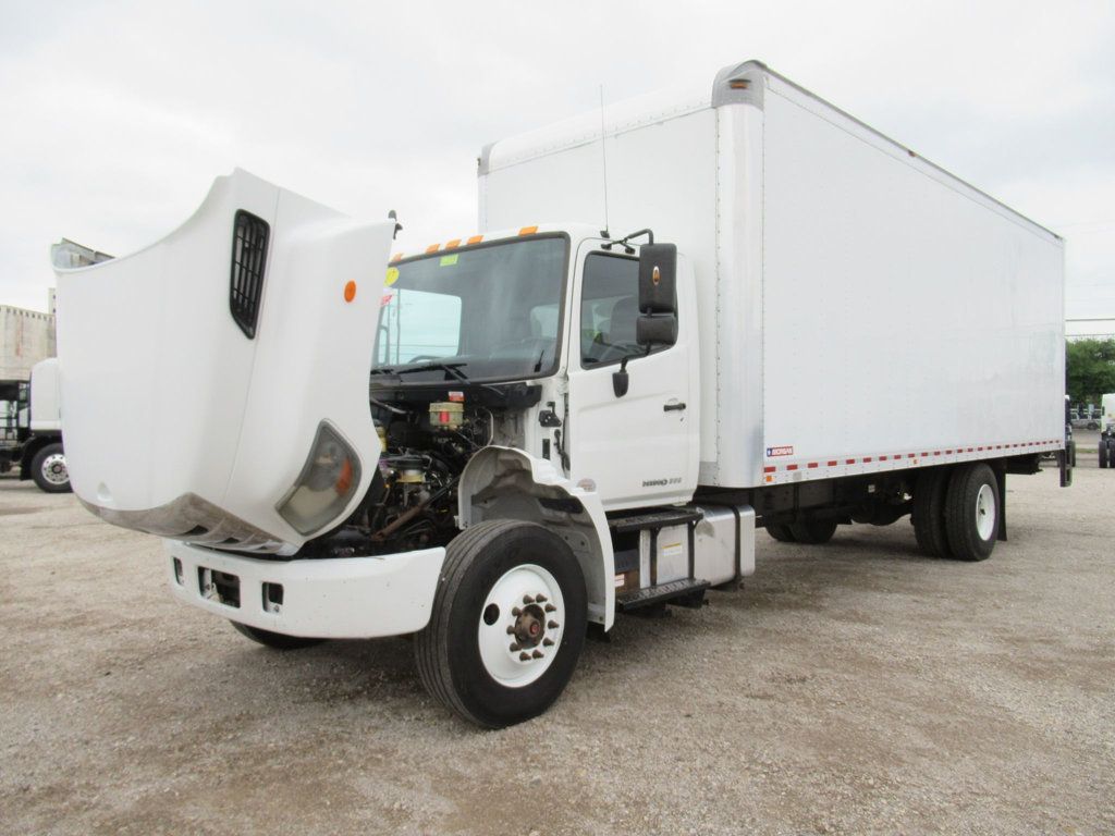 2017 HINO 268 (26ft Box with Lift Gate) - 22371610 - 39
