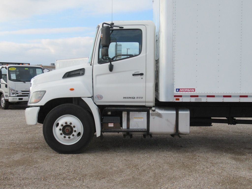2017 HINO 268 (26ft Box with Lift Gate) - 22371610 - 5