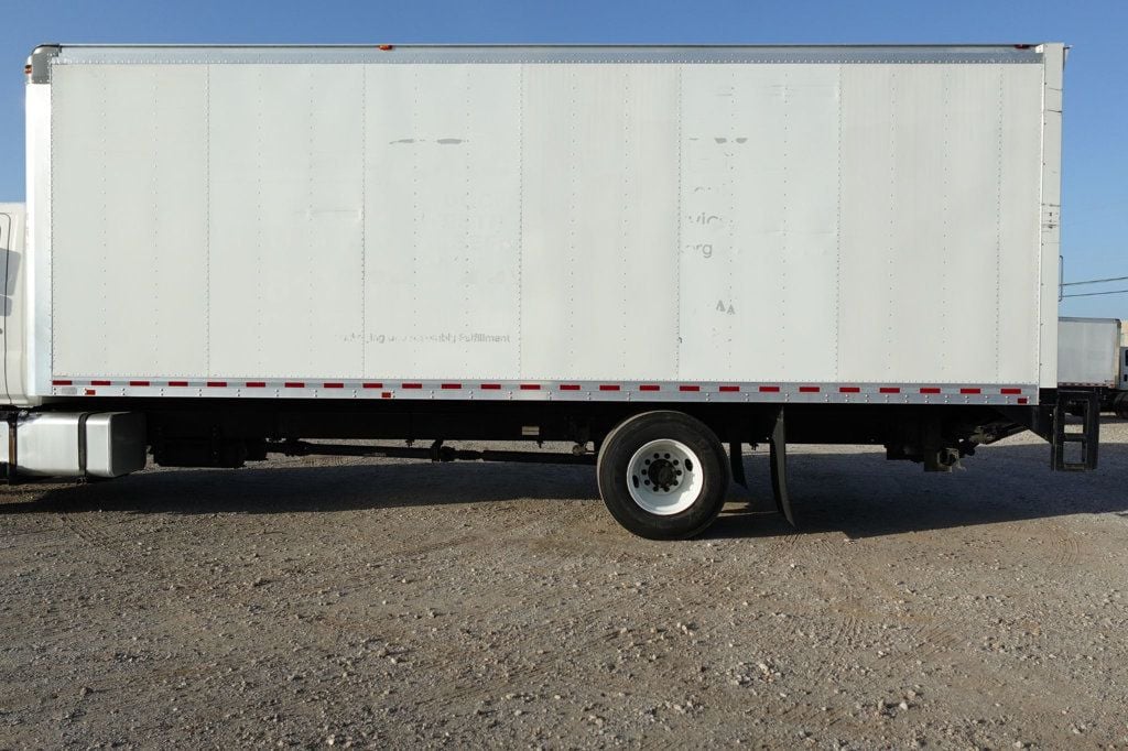 2017 HINO 268A (26ft Box with Gate) - 22511675 - 4