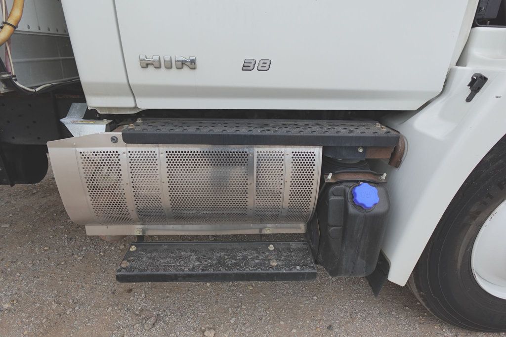 2017 HINO 338D (26ft Reefer with Lift Gate) - 22770909 - 51