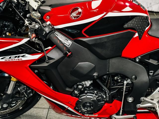 2017 Honda   - 22621443 - 11