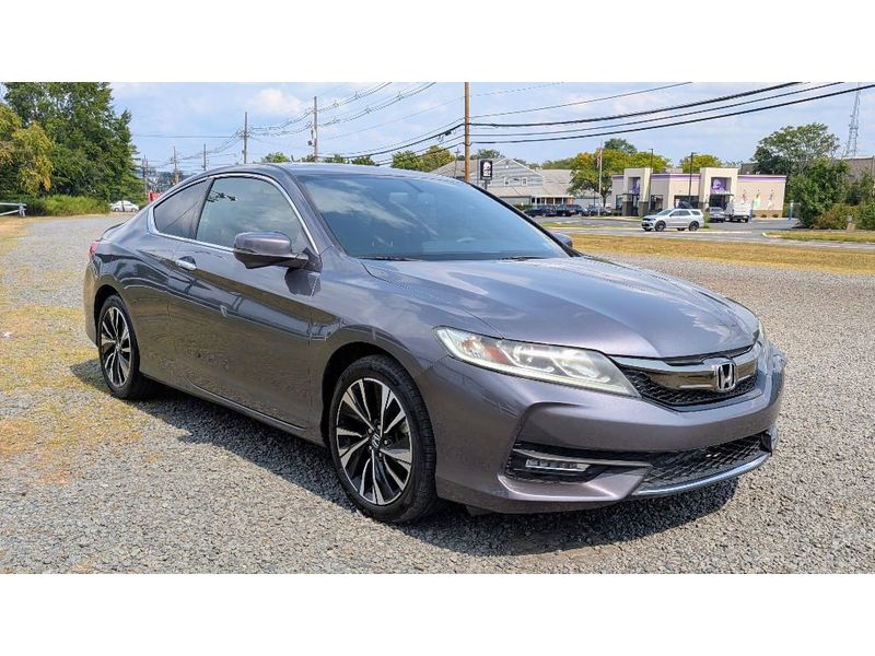 2017 Honda Accord EX-L V6 photo 3