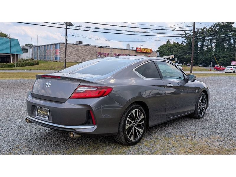 2017 Honda Accord EX-L V6 photo 6
