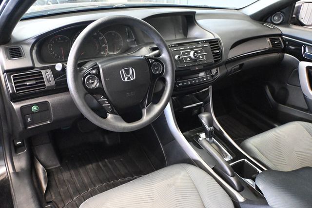 2017 Honda Accord Coupe LX-S - 23071022 - 8