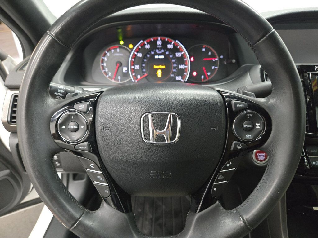 2017 Honda Accord Coupe Touring Automatic - 22915569 - 15