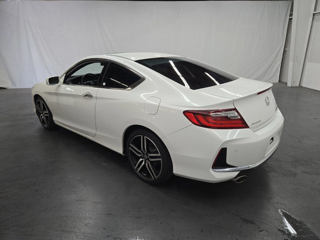 2017 Honda Accord Coupe Touring Automatic - 22915569 - 2