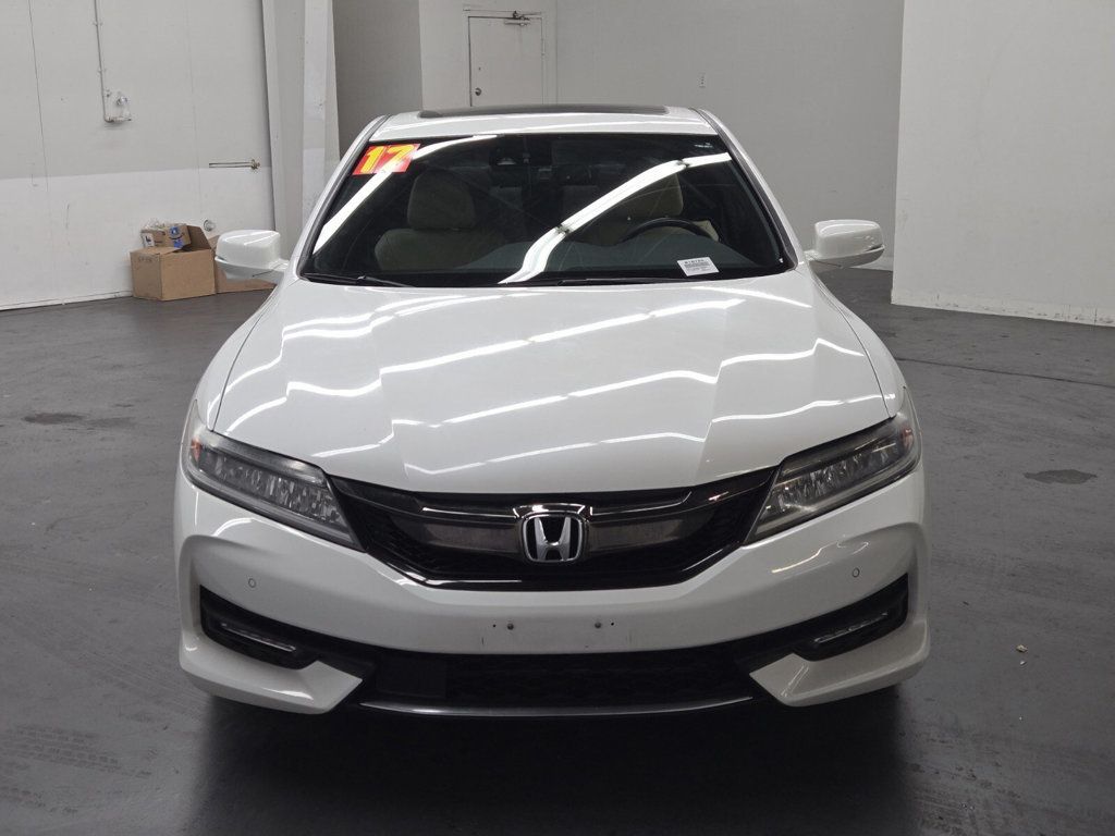 2017 Honda Accord Coupe Touring Automatic - 22915569 - 4