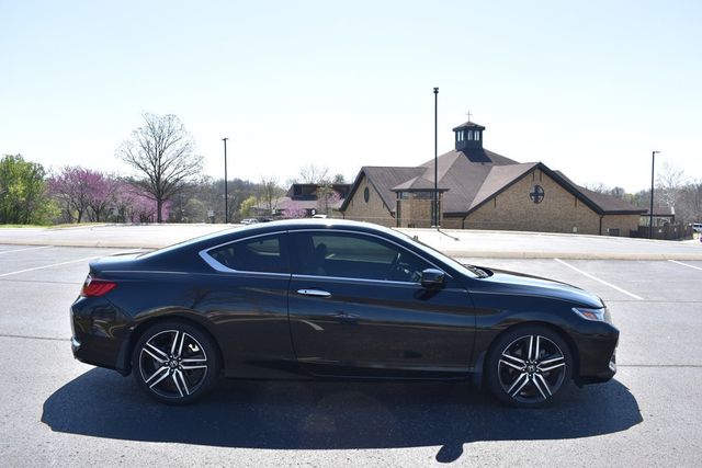 2017 Honda Accord Coupe Touring Automatic - 23001661 - 37