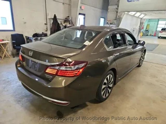 2017 Honda Accord Hybrid Touring Sedan - 22992884 - 5
