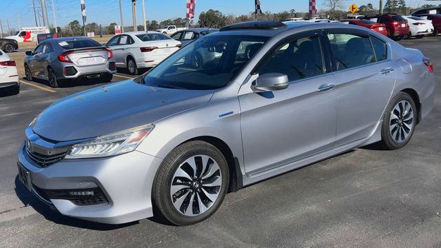 2017 Honda Accord Hybrid Touring Sedan - 22976196 - 3