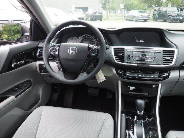 2017 Honda Accord Sedan EX CVT - 19226202 - 5
