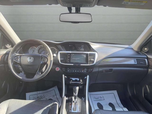 2017 Honda Accord Sedan EX-L CVT - 22946461 - 20