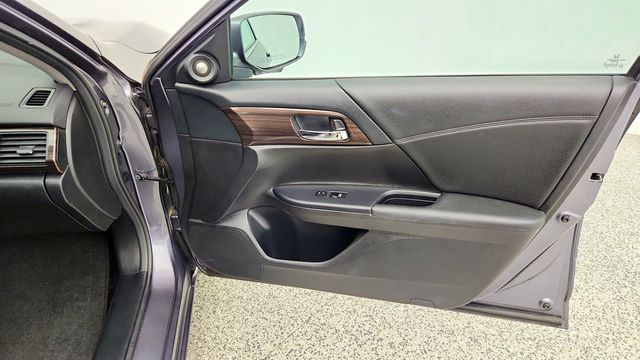2017 Honda Accord Sedan EX-L CVT - 23079137 - 24
