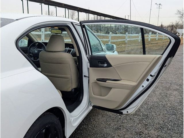 2017 Honda Accord Sedan EX-L CVT w/Navi & Honda Sensing - 22976424 - 11