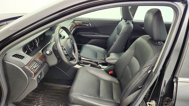2017 Honda Accord Sedan EX-L CVT w/Navi & Honda Sensing - 23000647 - 21