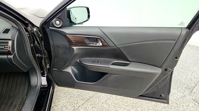 2017 Honda Accord Sedan EX-L CVT w/Navi & Honda Sensing - 23000647 - 27