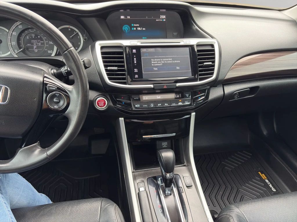 2017 Honda Accord Sedan EX-L V6 Automatic - 23026769 - 11