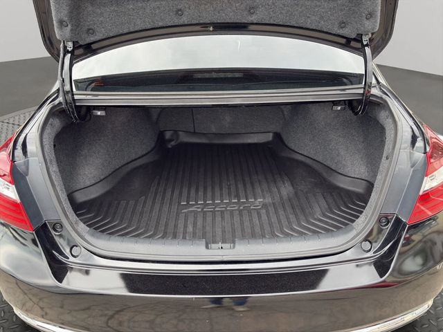 2017 Honda Accord Sedan EX-L V6 Automatic - 23026769 - 26