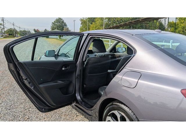 2017 Honda Accord Sedan EX-L V6 Automatic - 22924437 - 9
