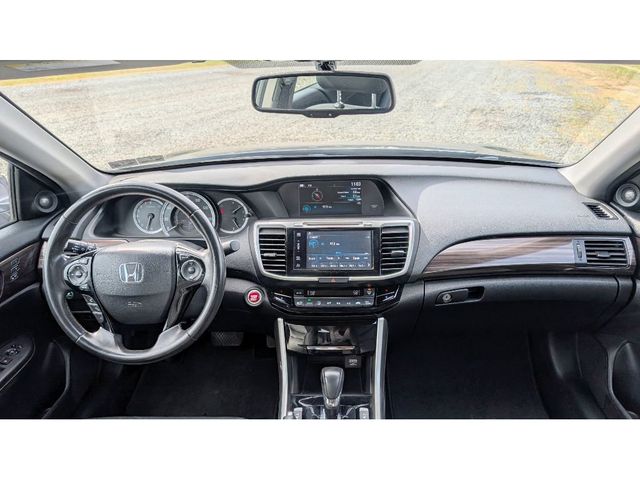 2017 Honda Accord Sedan EX-L V6 Automatic - 22924437 - 26