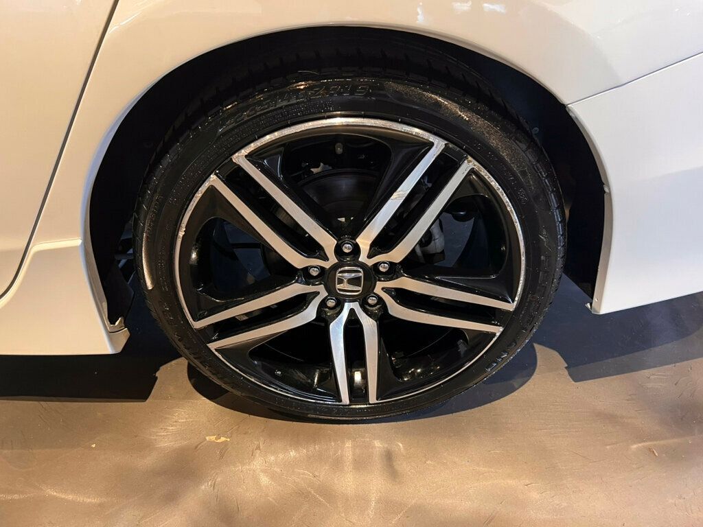 2017 Honda Accord Sedan LocalTrade/Sport/BackUpCam/10WayPowerSeats/DualZoneClimate - 22973873 - 10