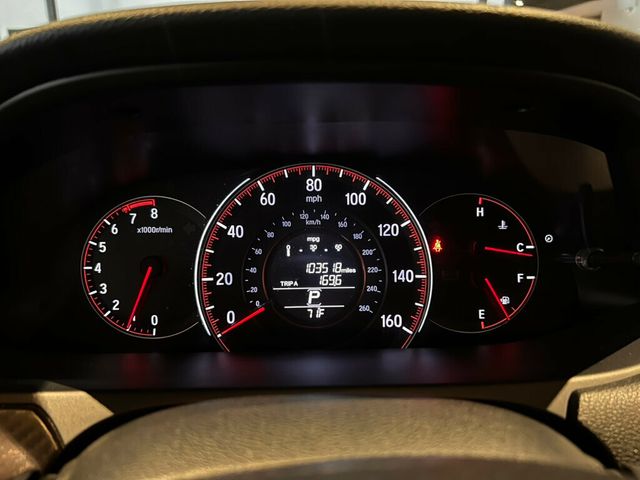 2017 Honda Accord Sedan LocalTrade/Sport/BackUpCam/10WayPowerSeats/DualZoneClimate - 22973873 - 17