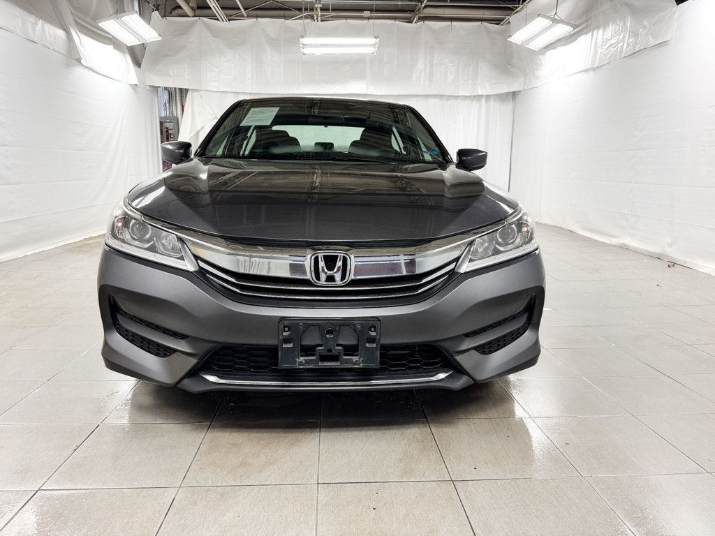 2017 Honda Accord Sedan LX - 22996840 - 1