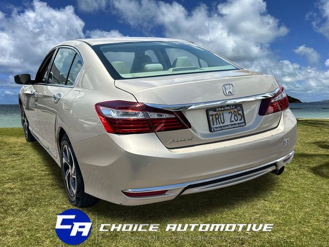 2017 Honda Accord Sedan LX CVT - 23019443 - 4