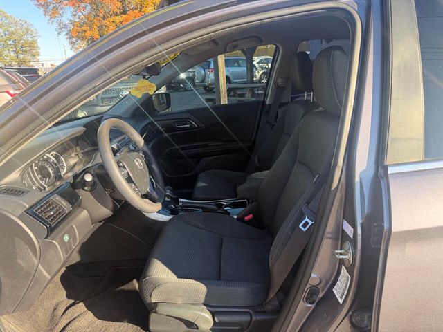 2017 Honda Accord Sedan LX CVT - 22947008 - 10