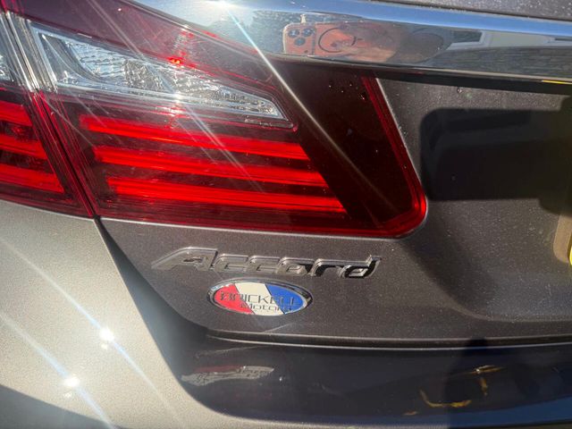 2017 Honda Accord Sedan LX CVT - 22947008 - 14