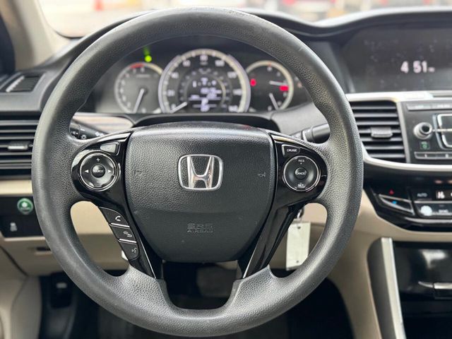 2017 Honda Accord Sedan LX CVT - 22963931 - 13