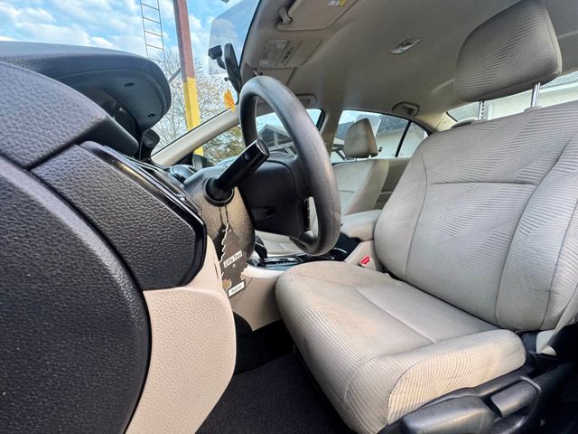 2017 Honda Accord Sedan LX CVT - 22963931 - 16