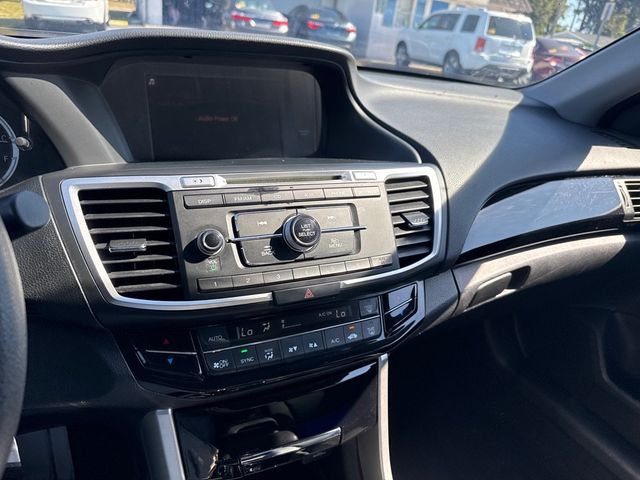 2017 Honda Accord Sedan LX CVT - 22946799 - 9